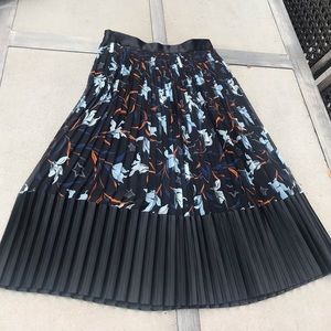 Plisse skirt